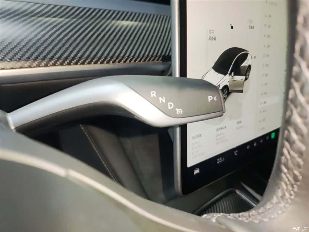 Tesla Model Y, 2022 14