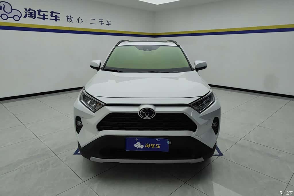 Toyota RAV4, 2023 2