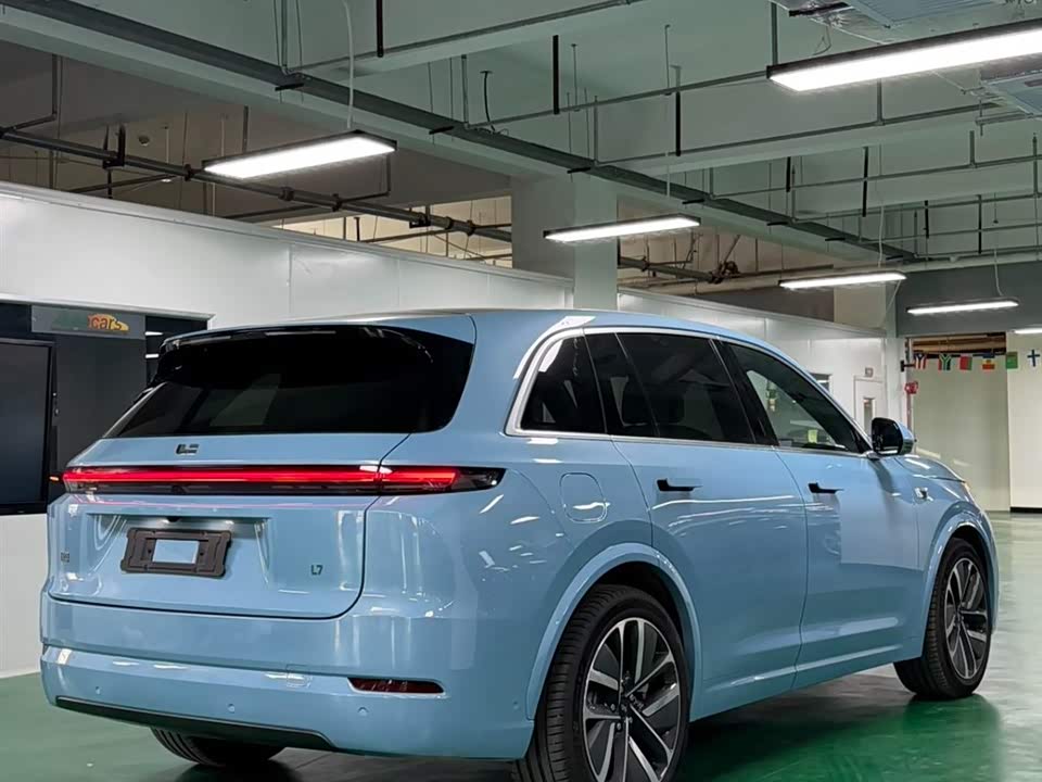 Li Auto Ideal L7