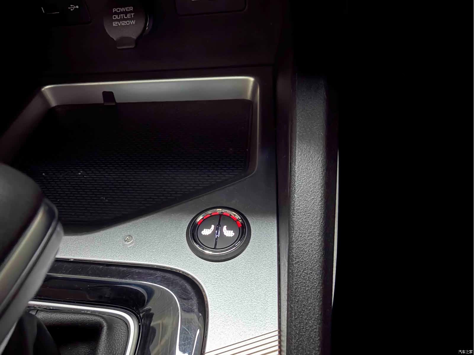Geely Emgrand, 2022 10