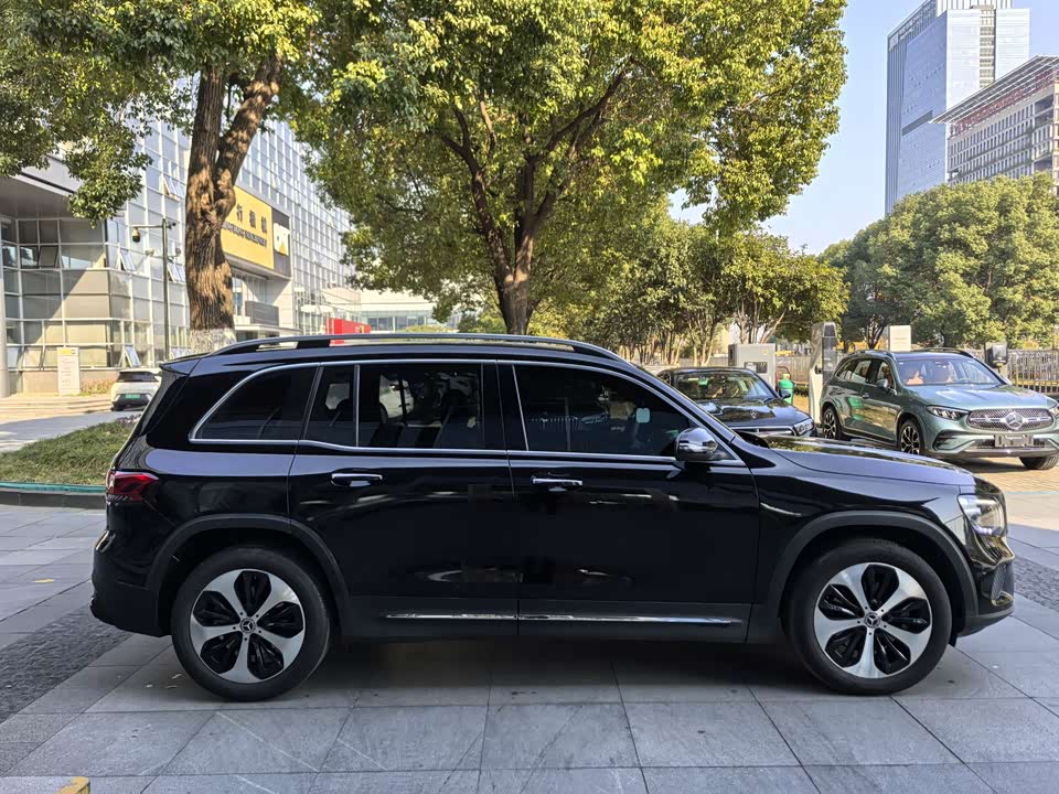Mercedes-Benz GLB