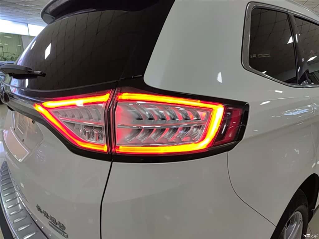 Ford Edge, 2020 8
