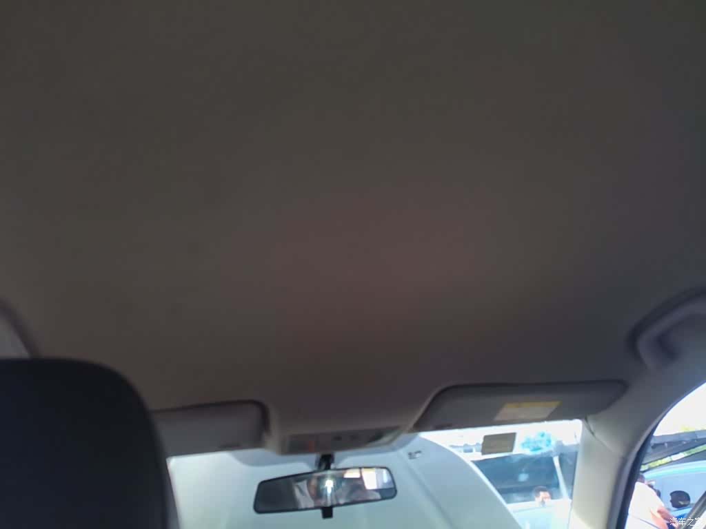 Changan CS15, 2016 18