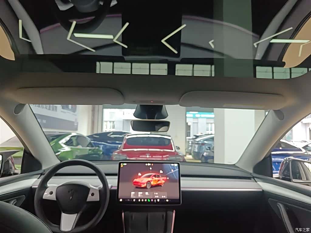 Tesla Model Y, 2024 18