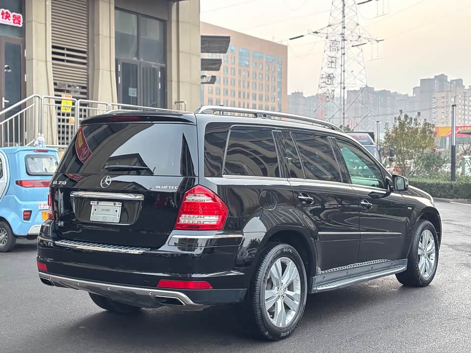 Mercedes-Benz GL grade