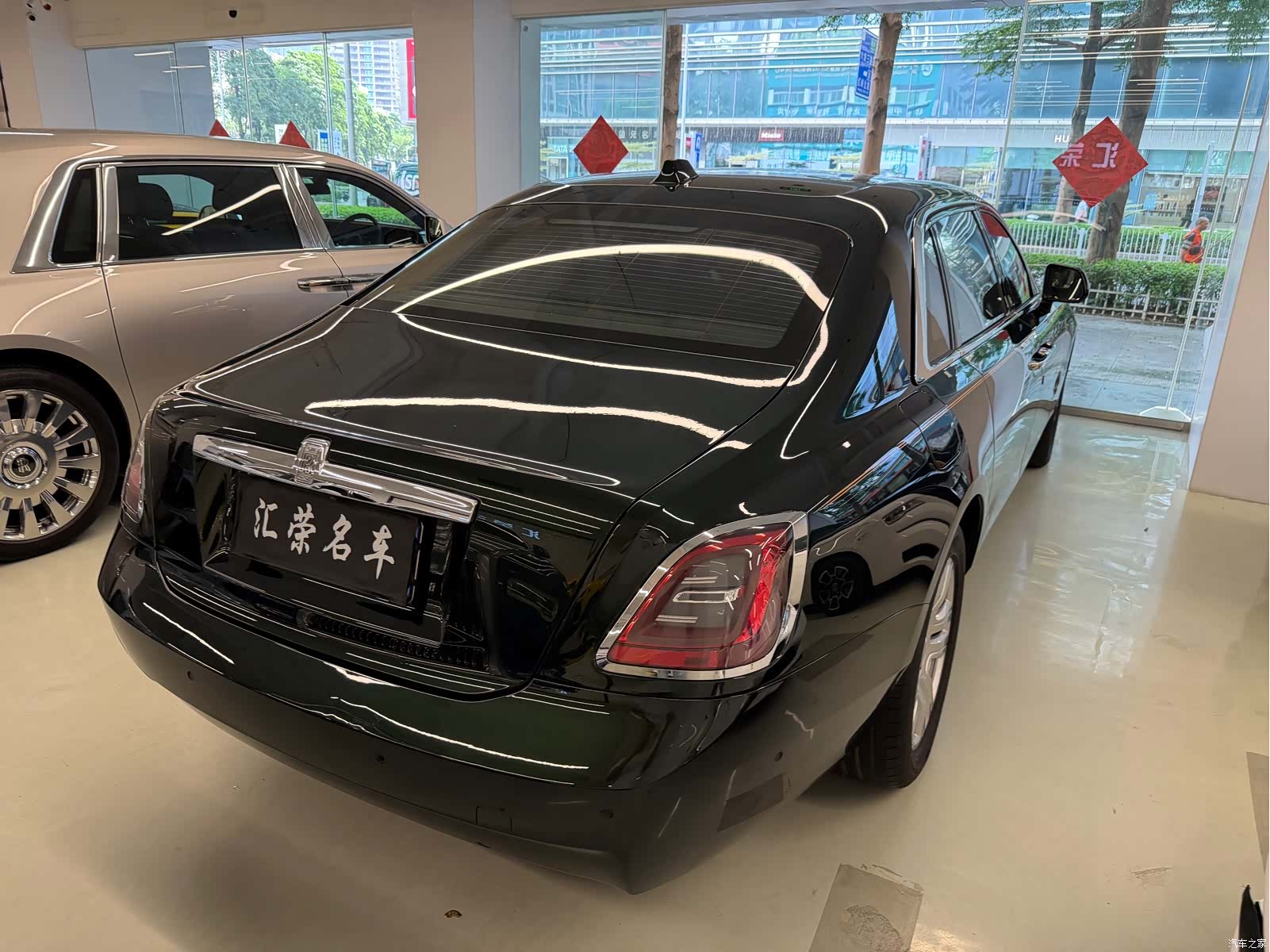 Rolls-Royce Ghost, 2021 14