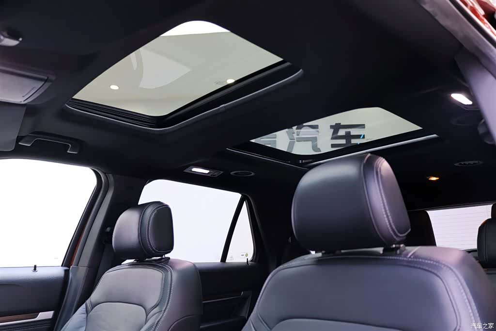 Ford Explorer, 2016 28