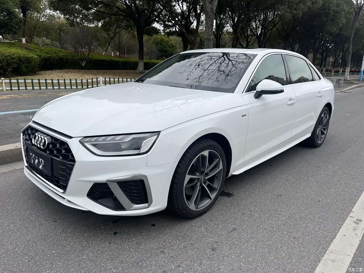 Audi A4L, 2021 1