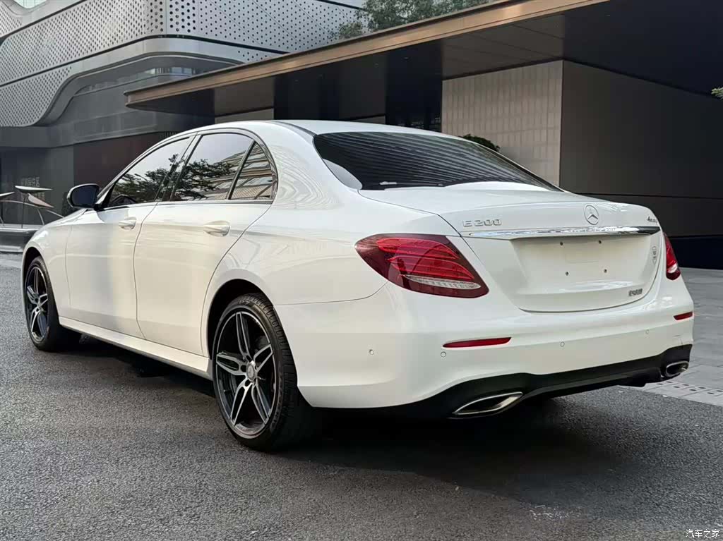 Mercedes-Benz E-Class, 2017 6