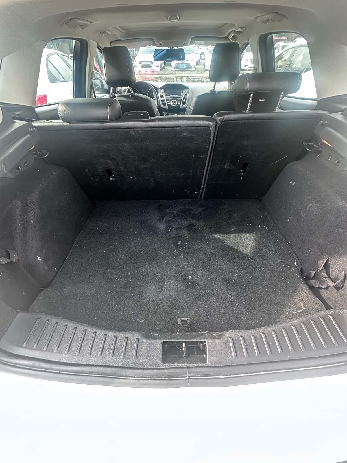 Ford Focus, 2015 10