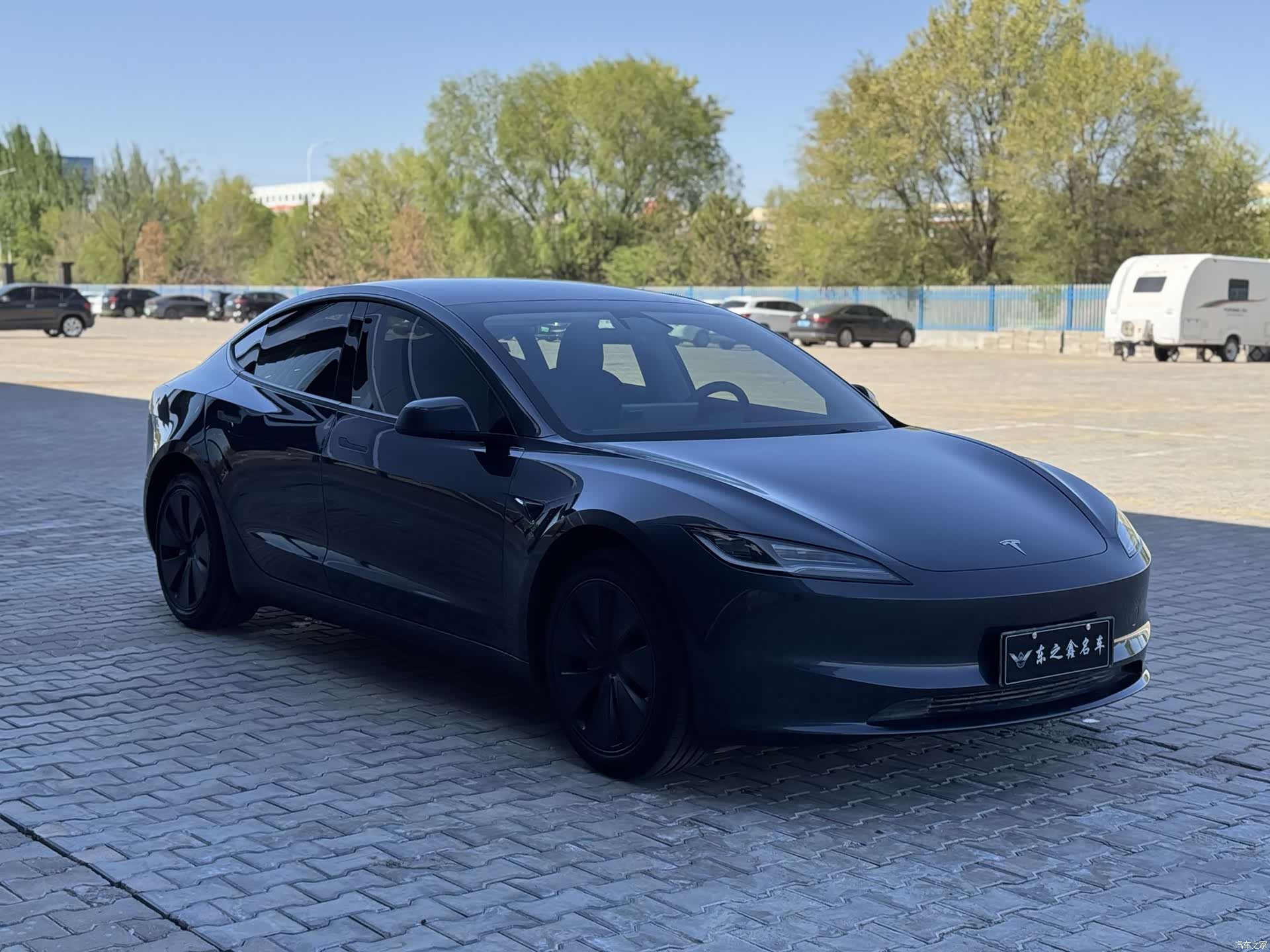 Tesla Model 3, 2024 4