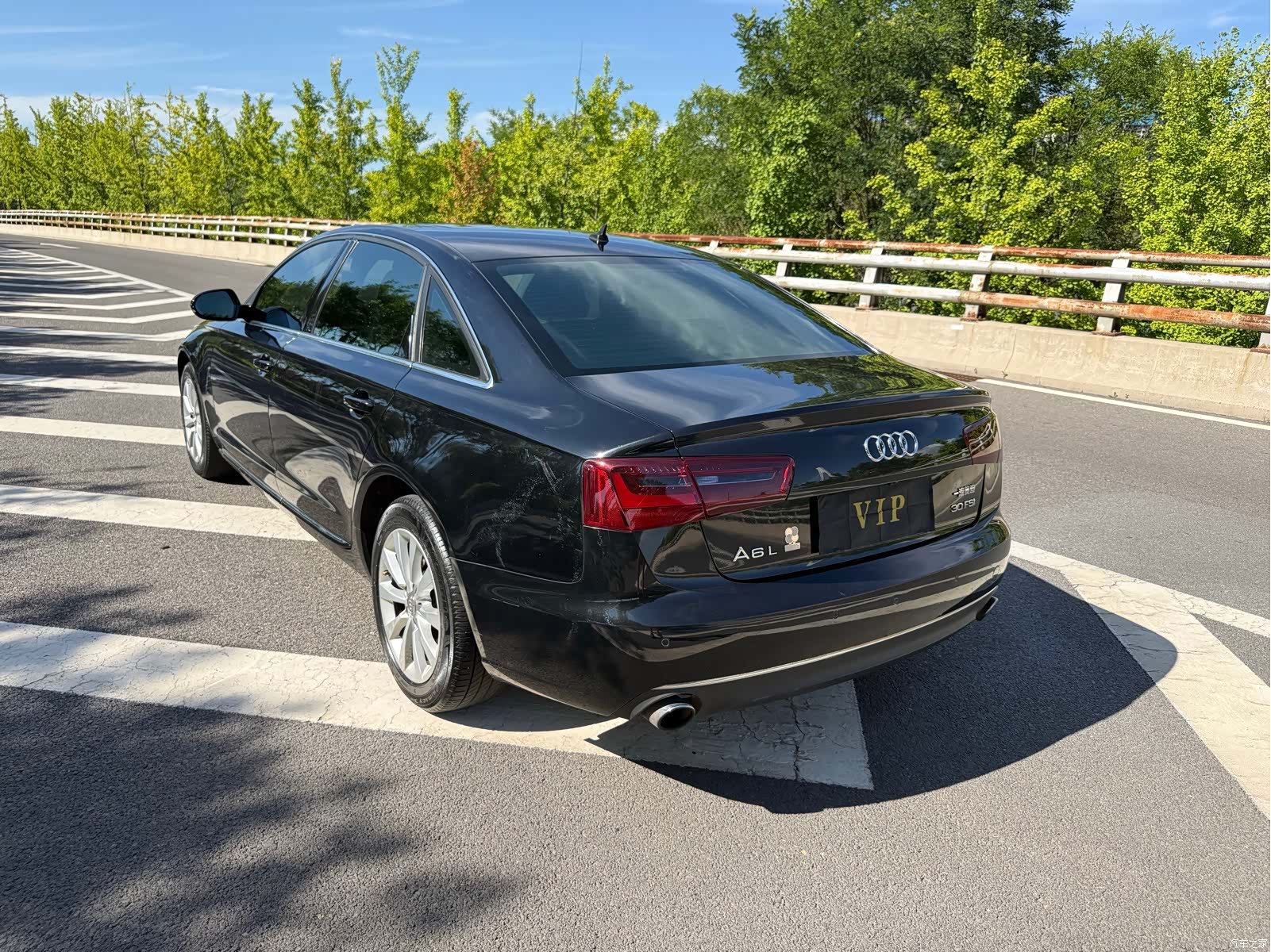Audi A6L, 2012 7