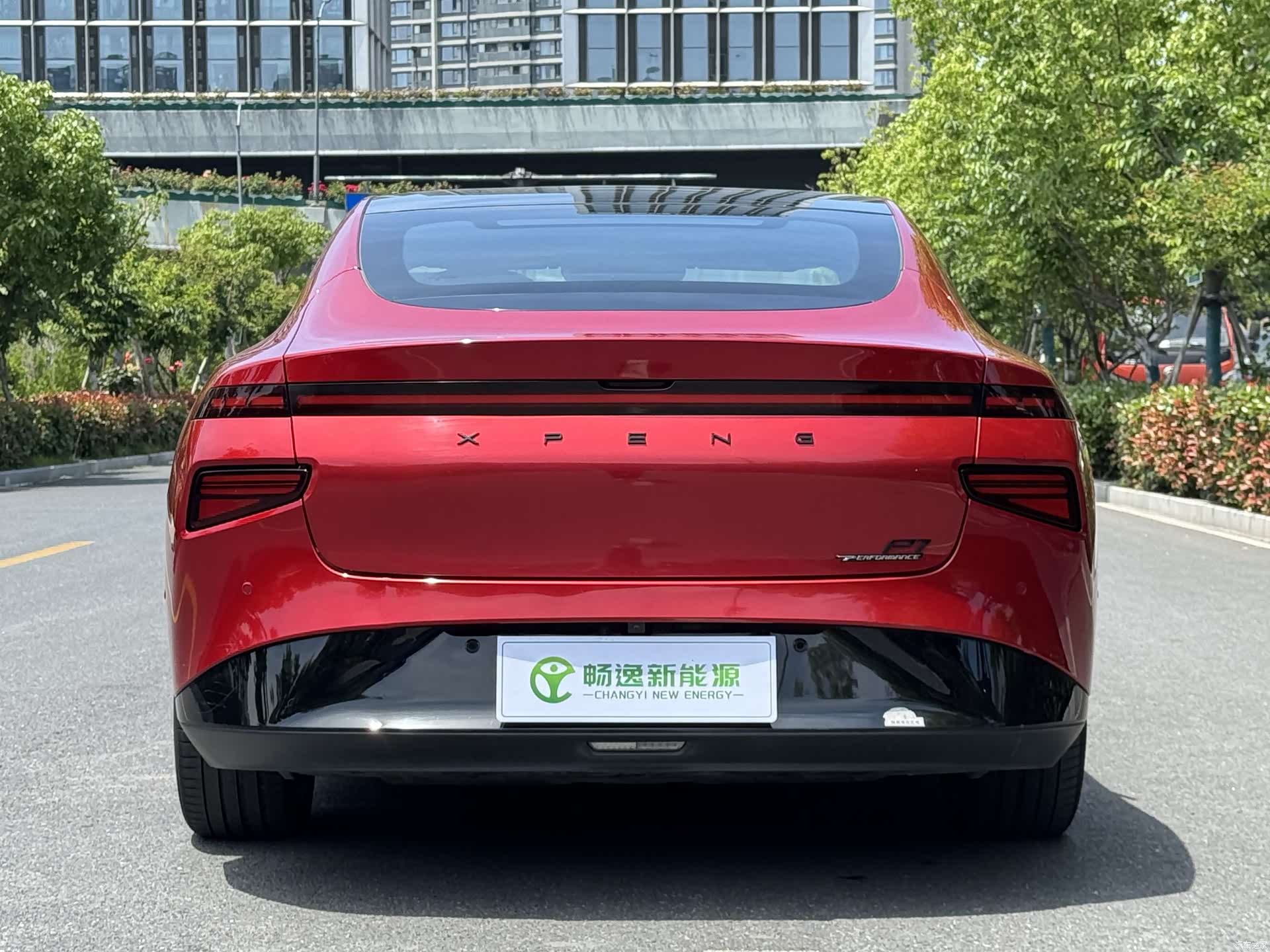 Xpeng P7, 2021 все фото