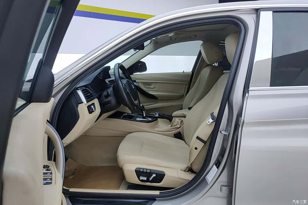 BMW 3 Series, 2016 9