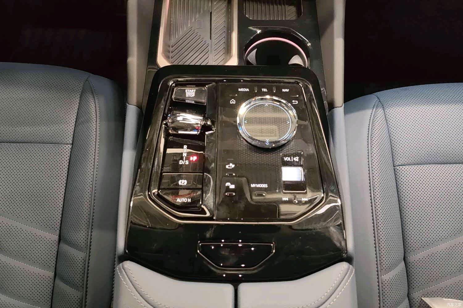 BMW 5 Series, 2025 9