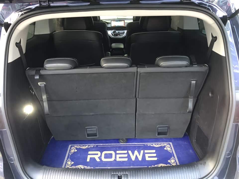 Roewe iMAX8