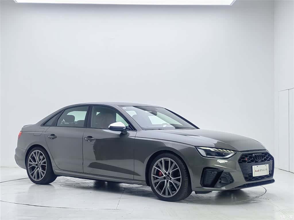 Audi S4, 2024 25