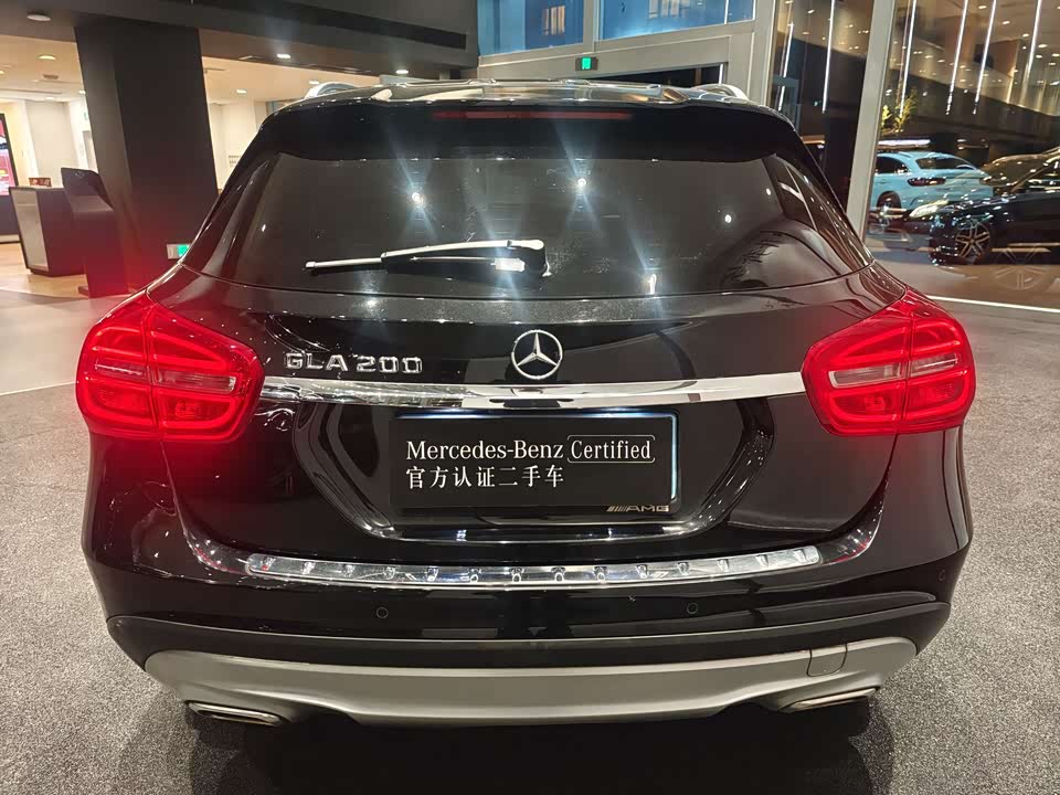 Mercedes-Benz GLA
