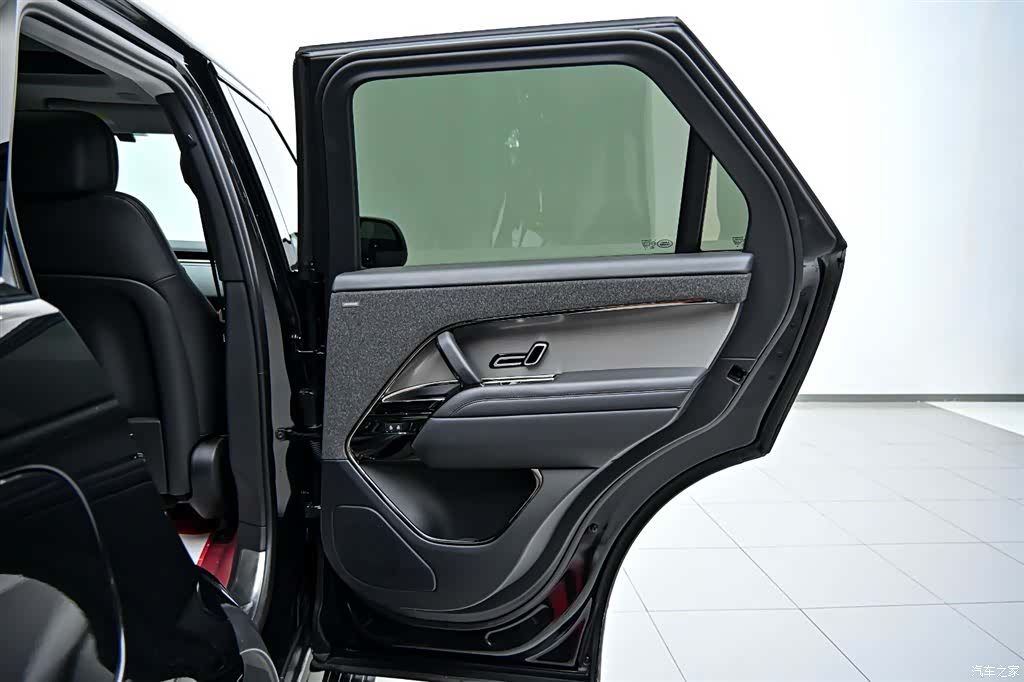Land Rover Range Rover, 2023 19