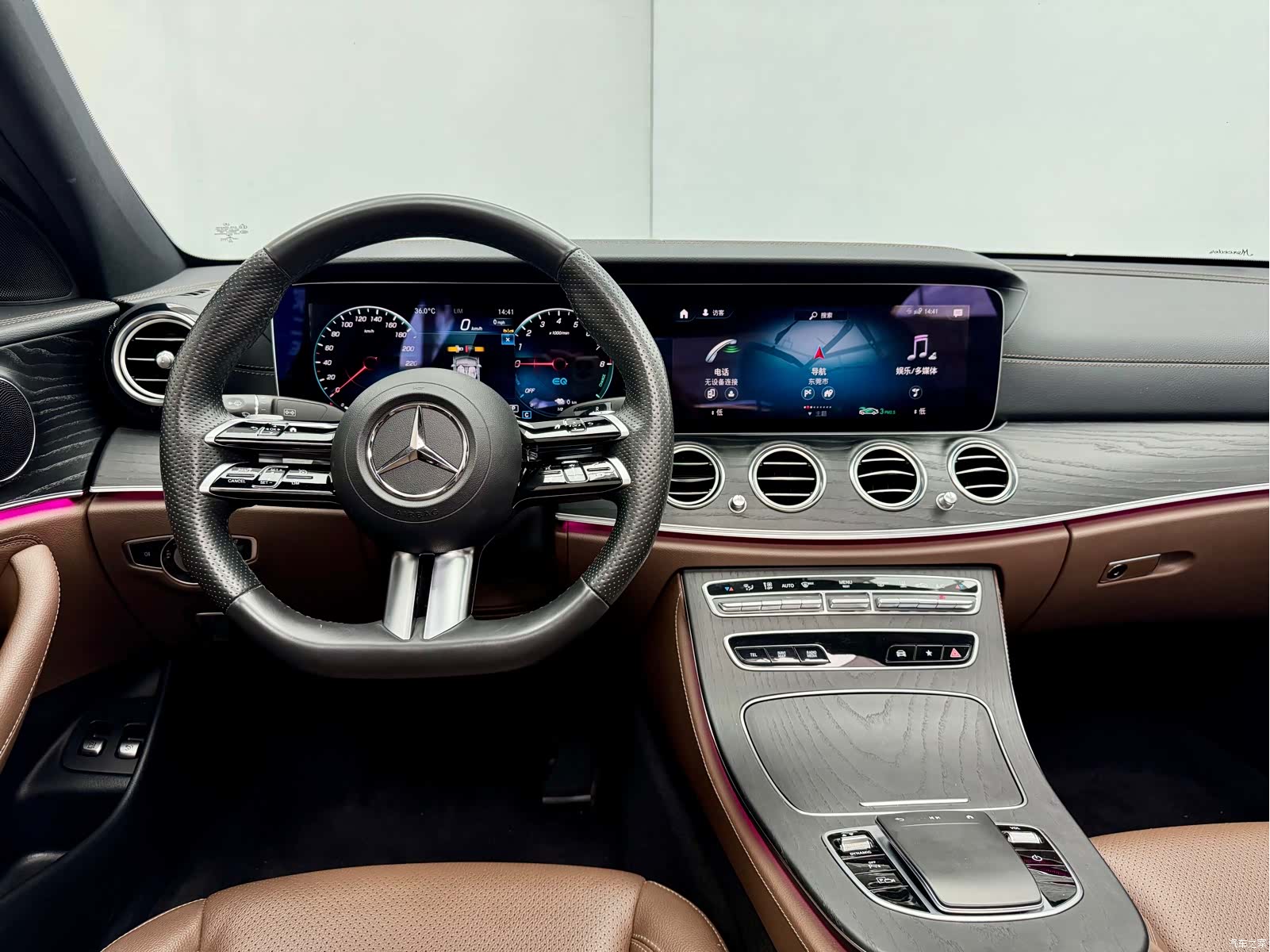 Mercedes-Benz E-Class, 2023 18