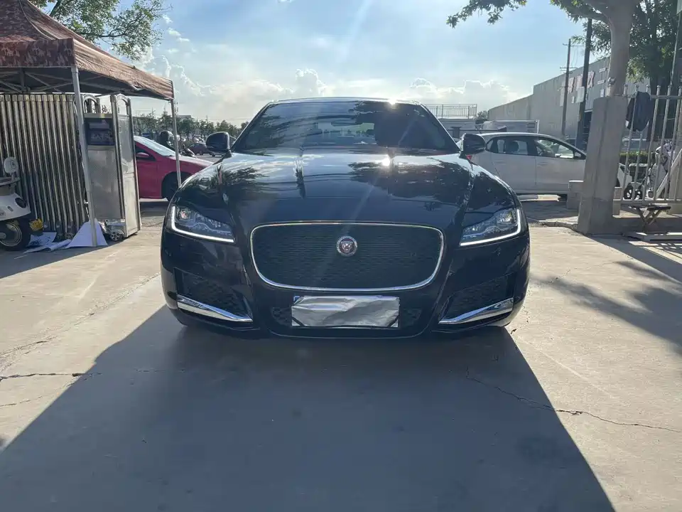 Jaguar XFL Jaguar XFL