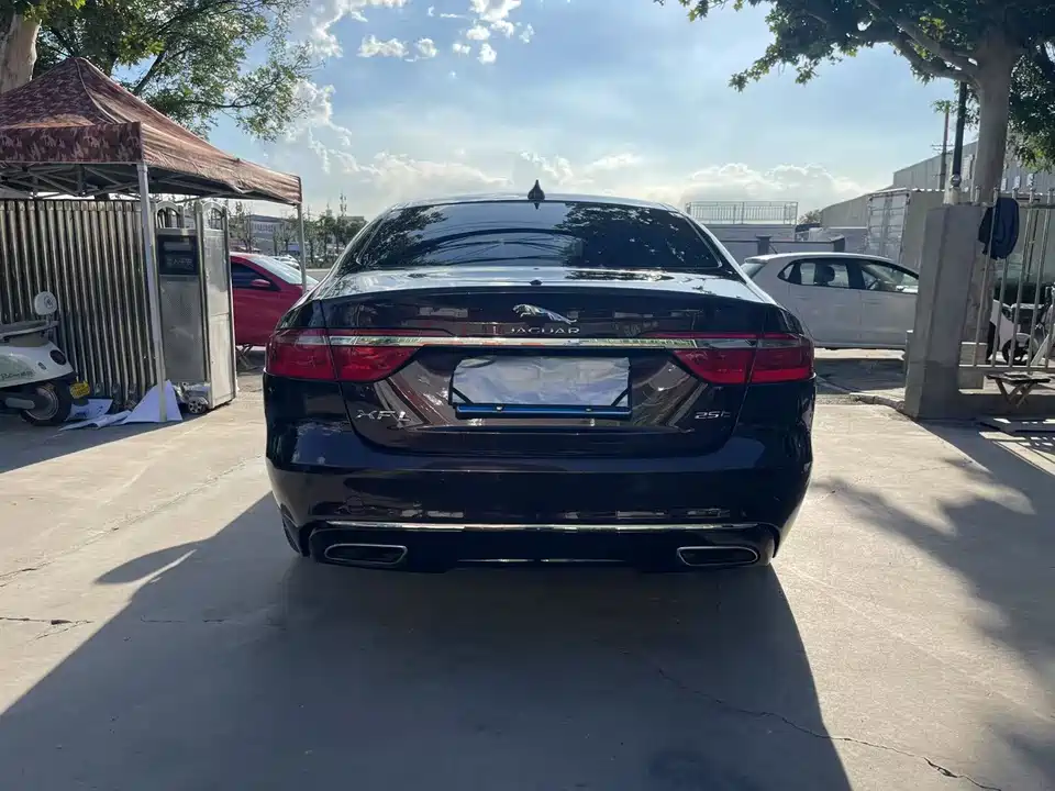 Jaguar XFL Jaguar XFL