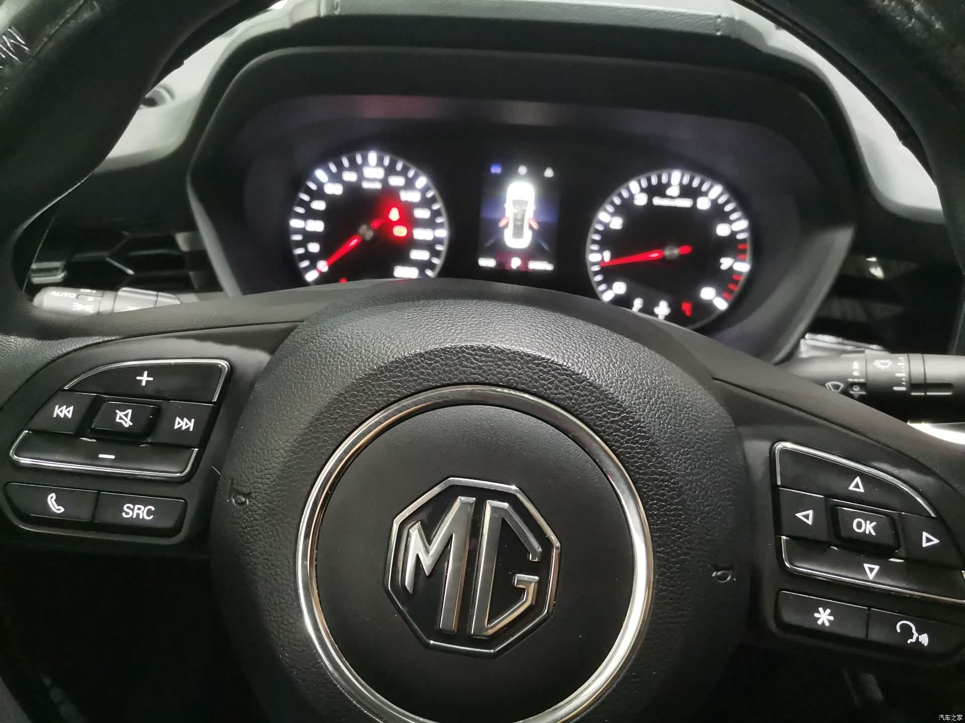 MG MG5, 2023 18
