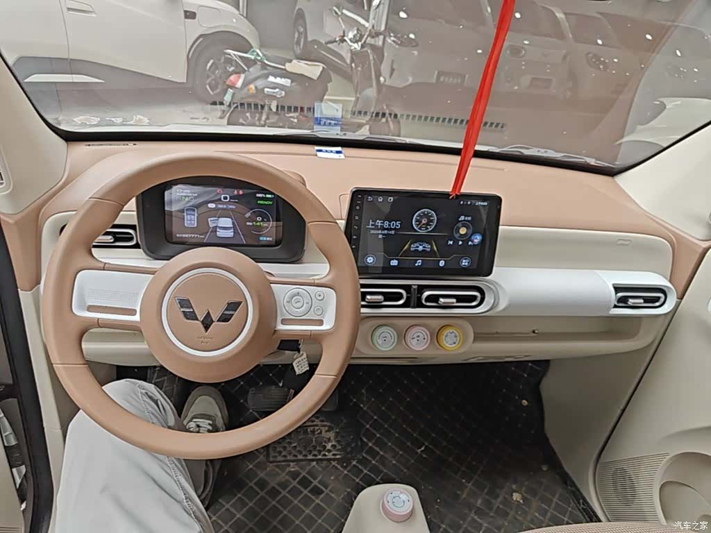 Wuling MINIEV, 2025 10