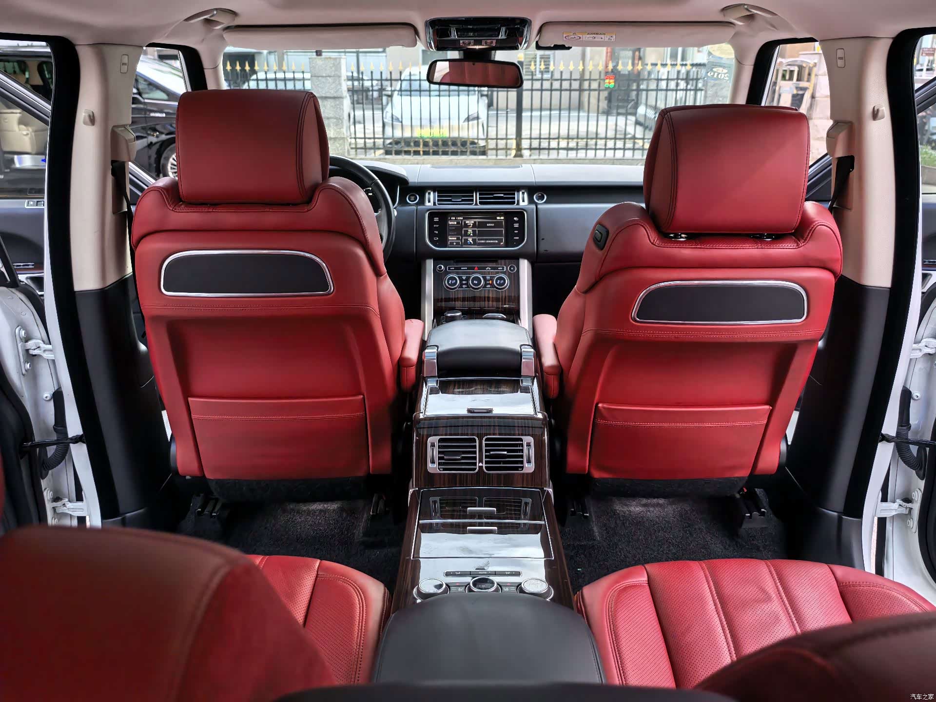 Land Rover Range Rover, 2015 8