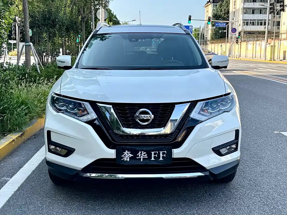 Nissan Qijun