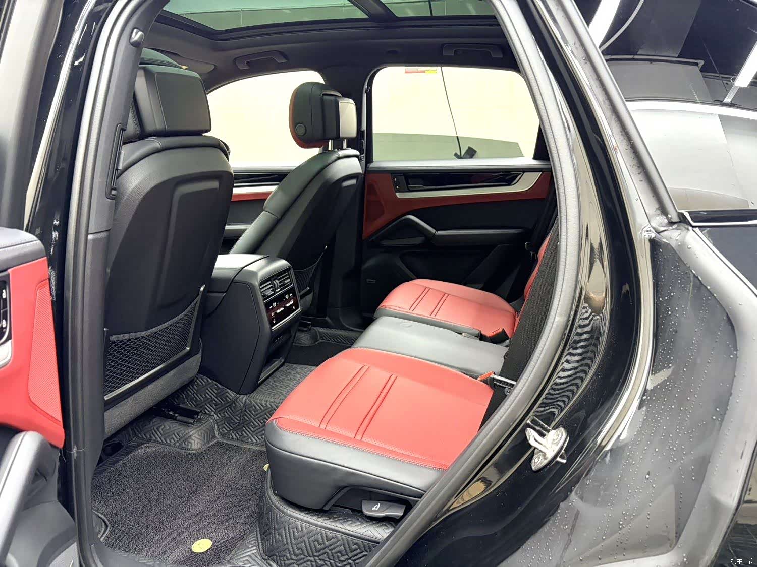 Porsche Cayenne, 2024 7