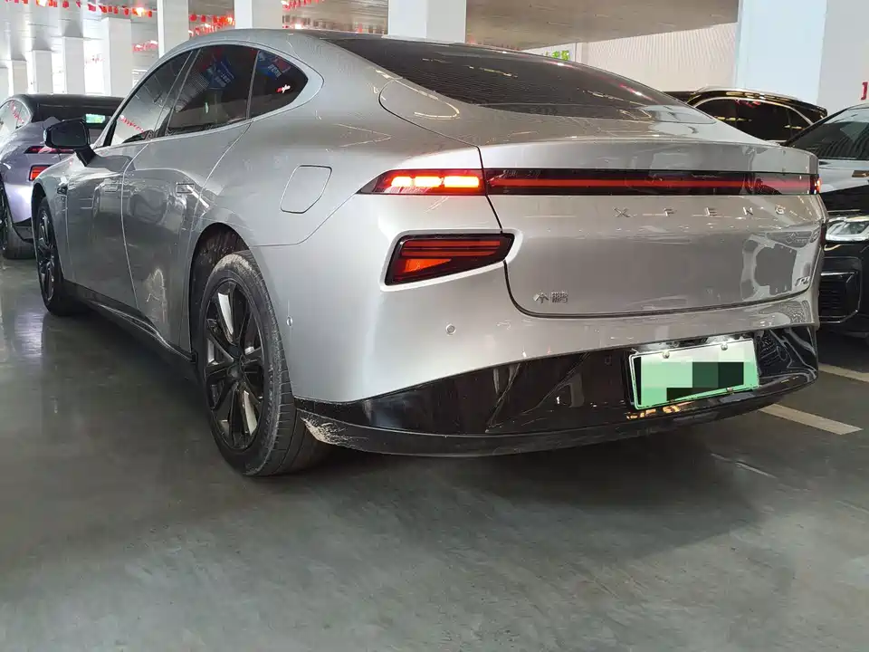 XPENG P7