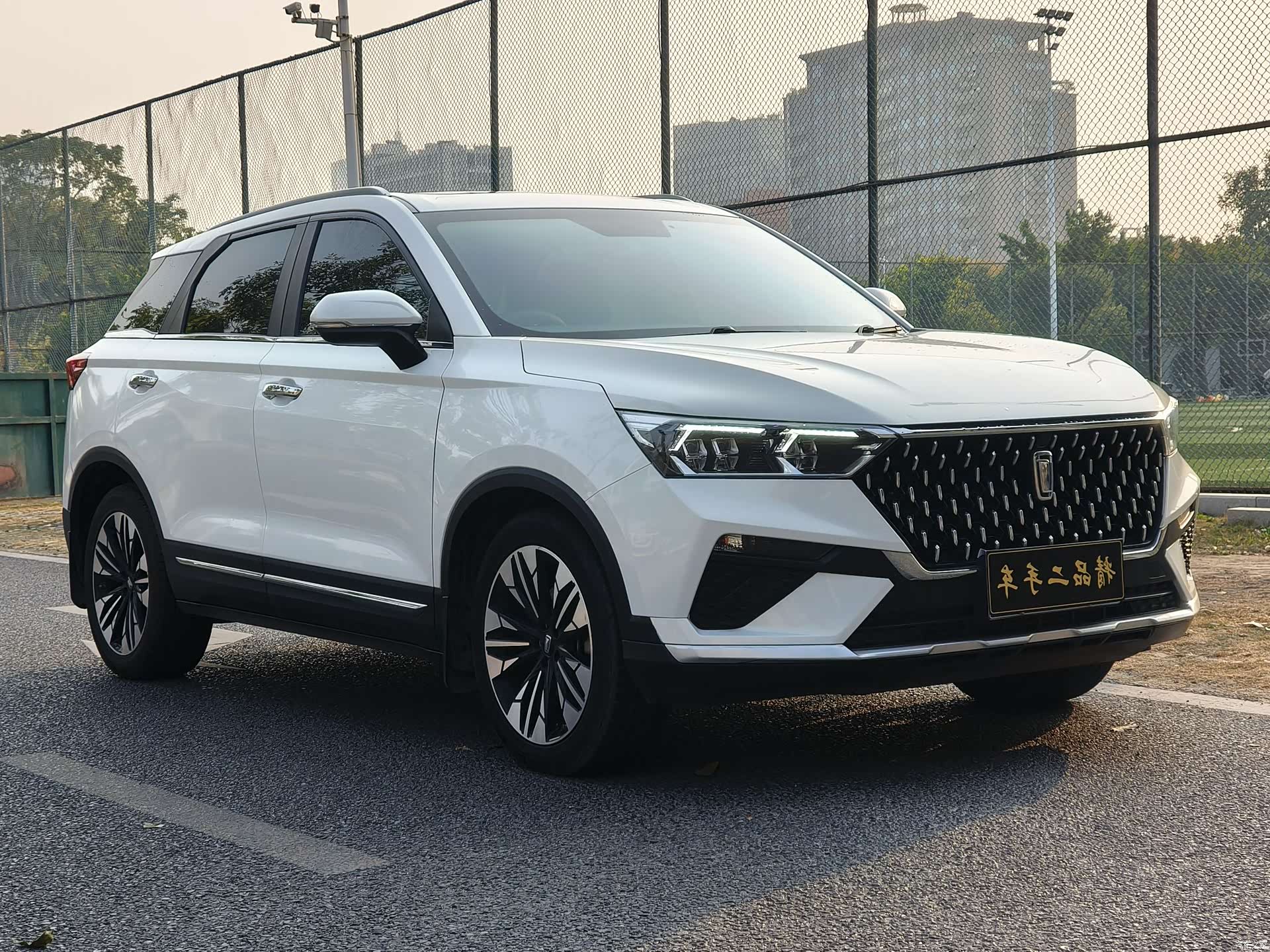 Bestune T77, 2022 3