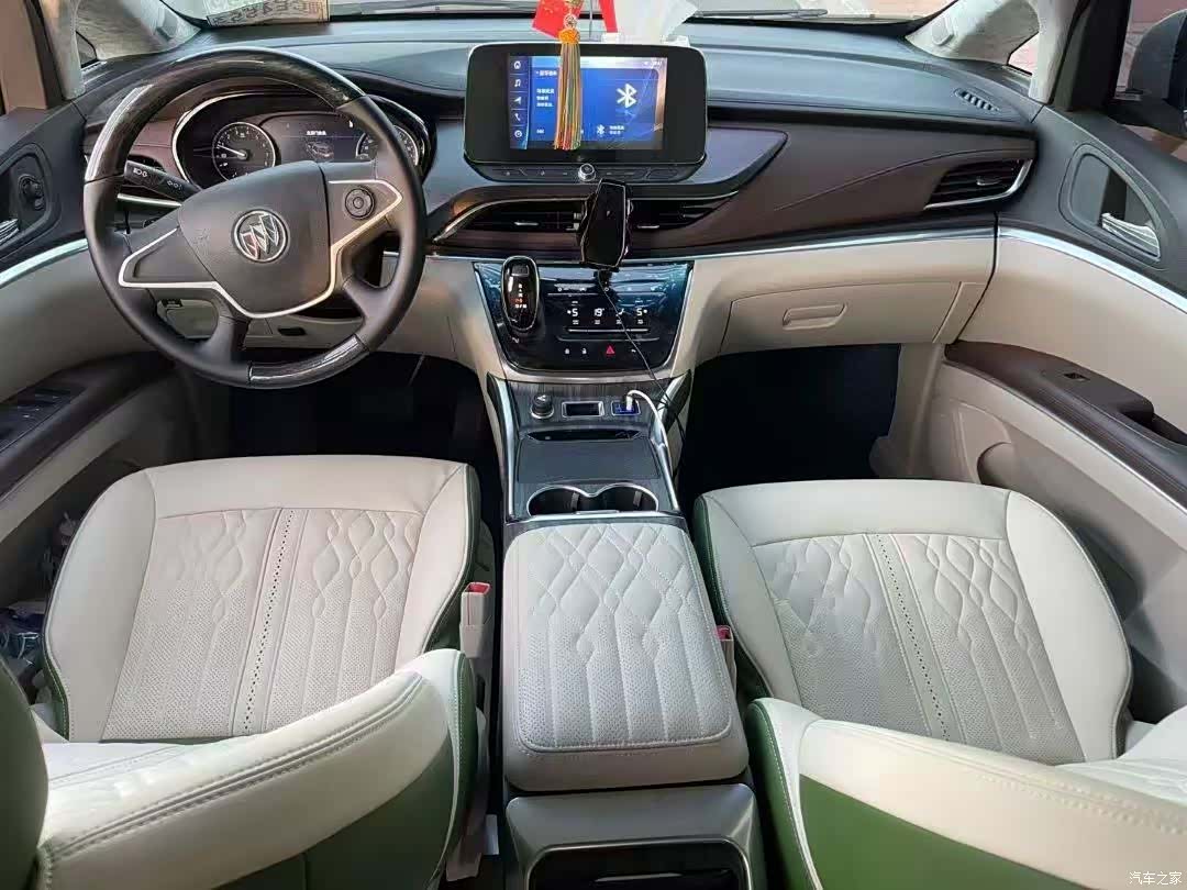 Buick GL8, 2021 2