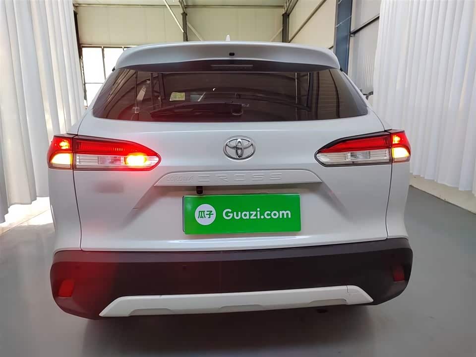 Toyota Corolla Sharp amplifier