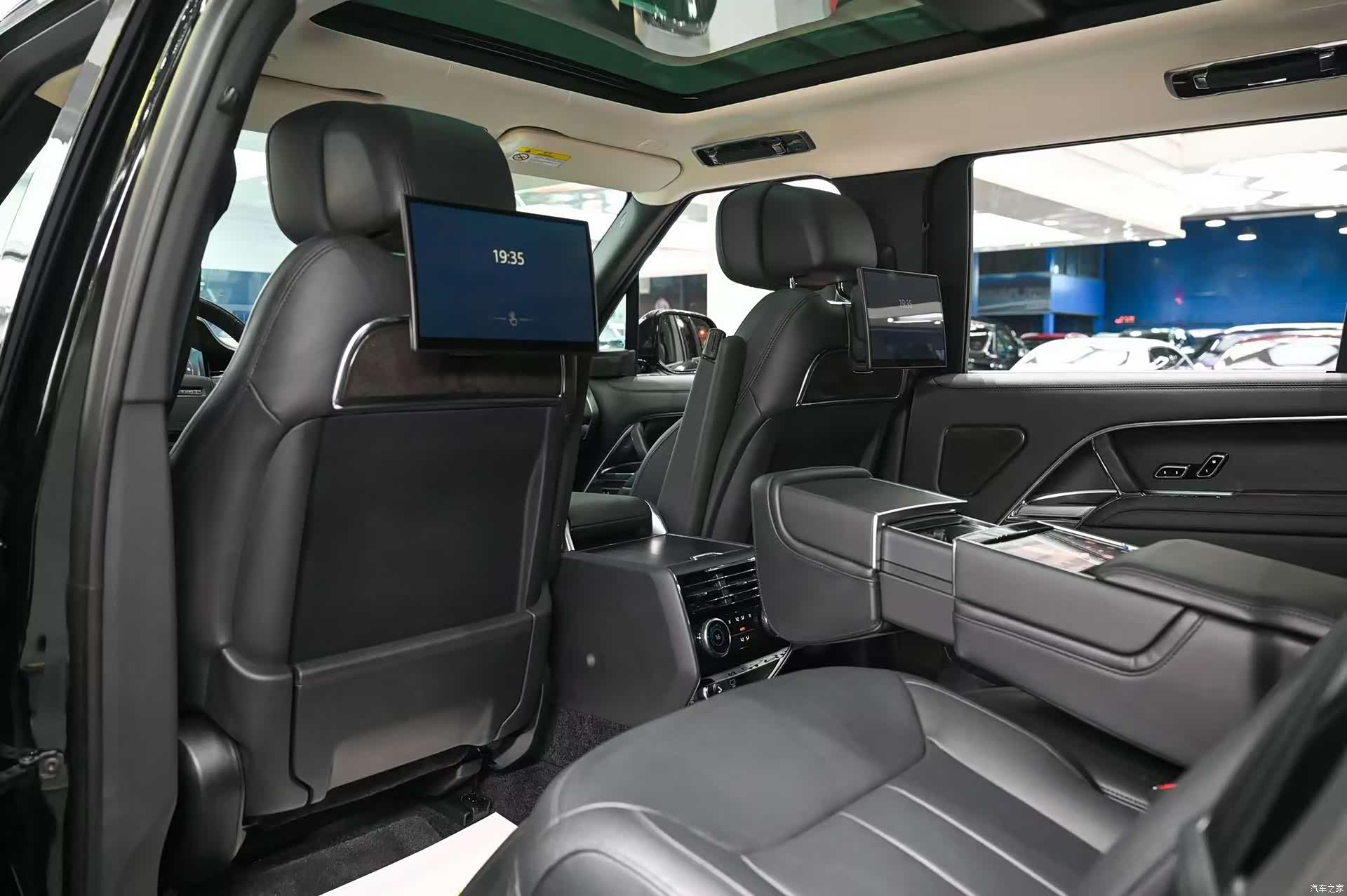 Land Rover Range Rover, 2024 все фото
