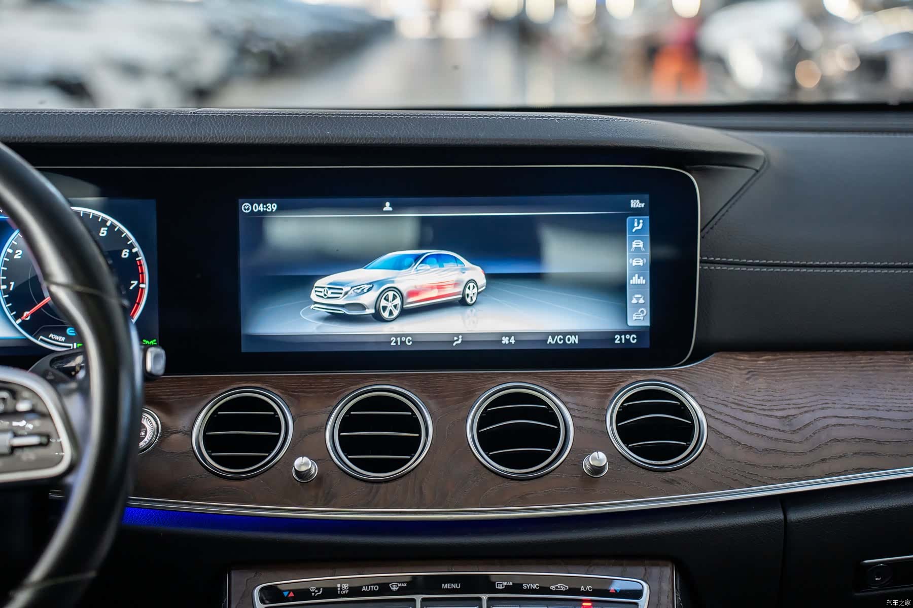 Mercedes-Benz E-Class, 2019 11