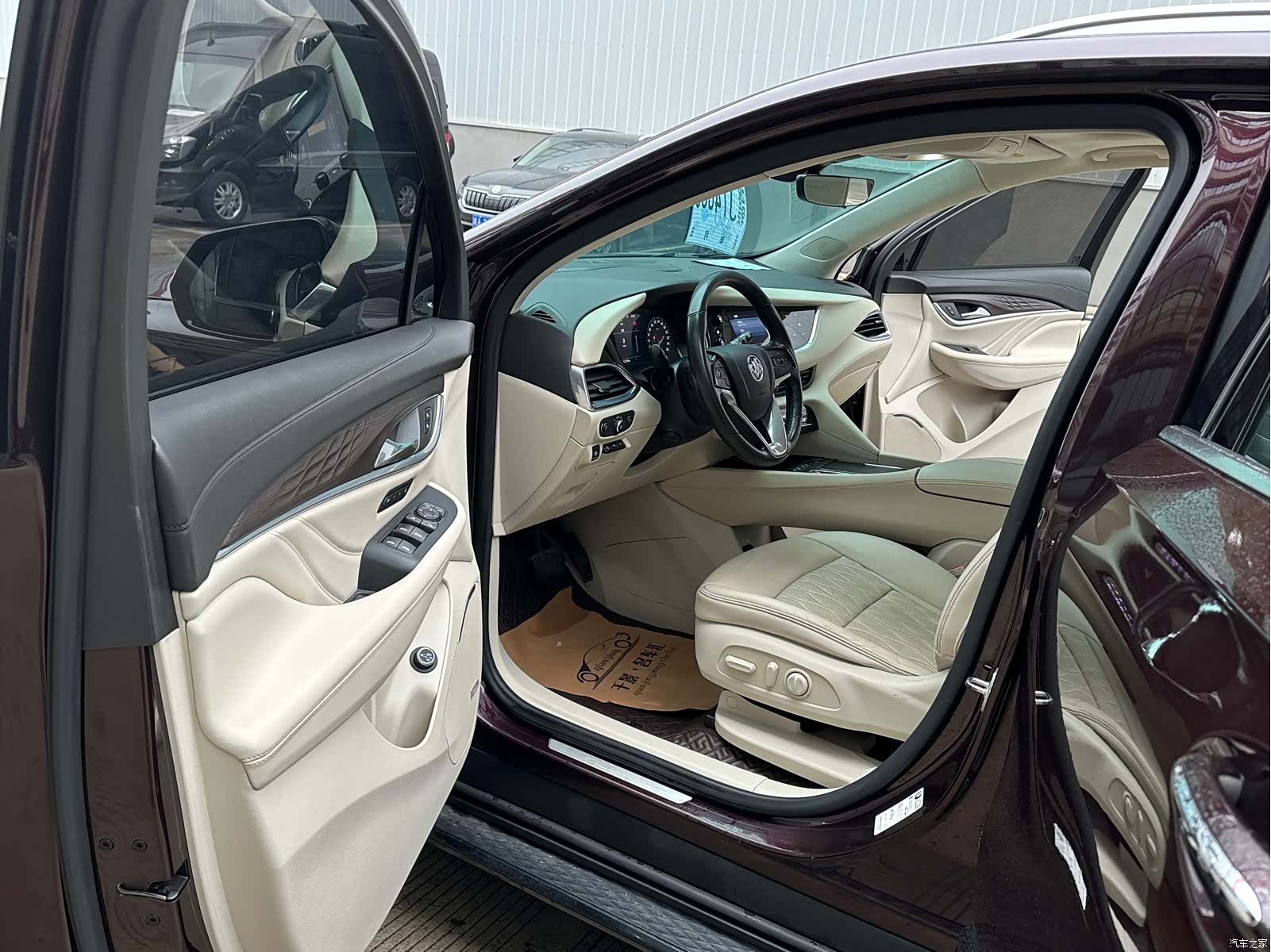 Buick Enclave, 2020 9