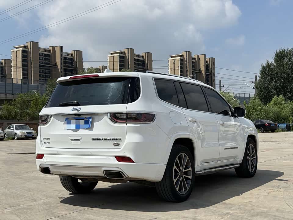 Jeep Grand Commander