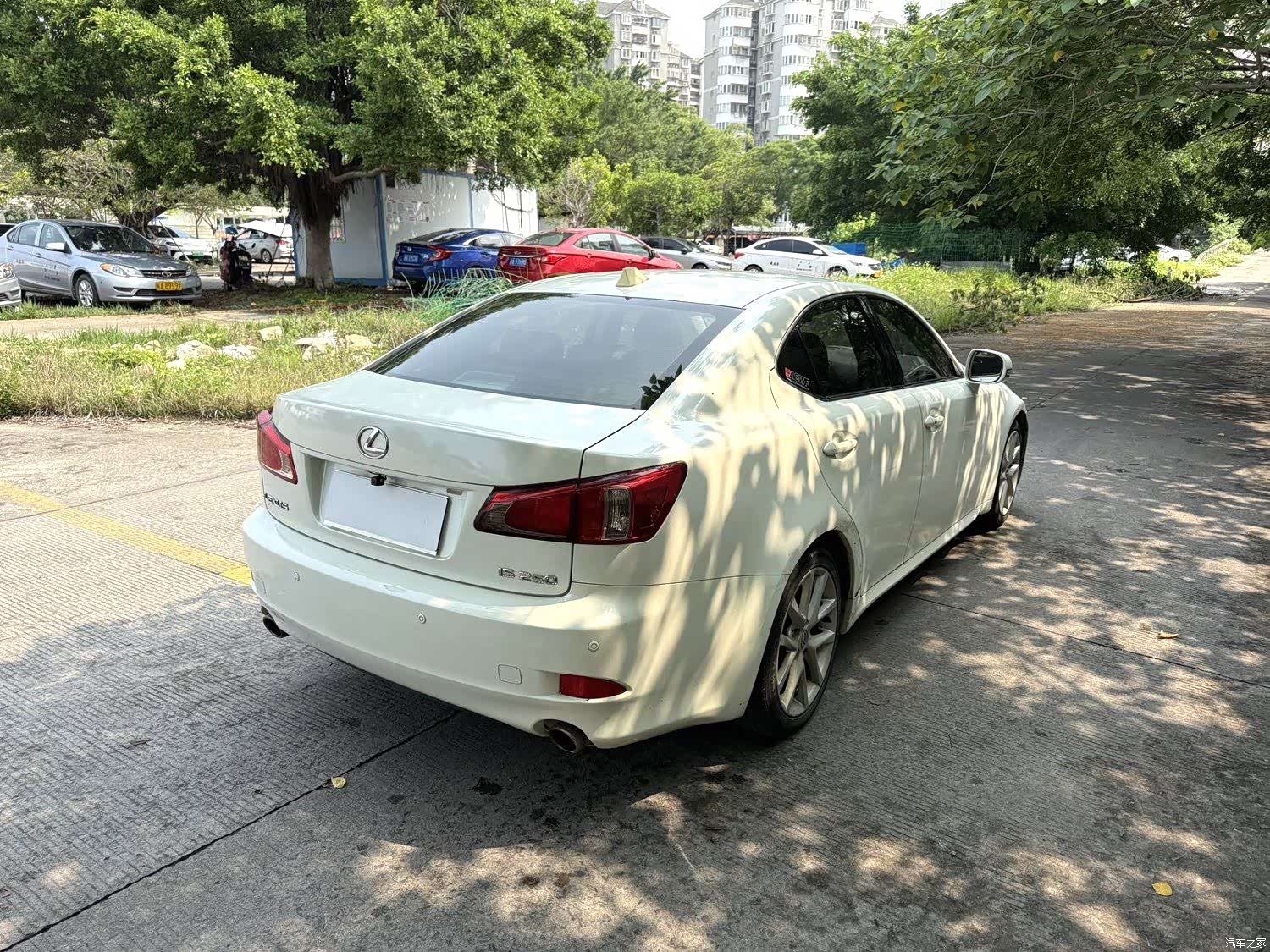 Lexus IS, 2011 11