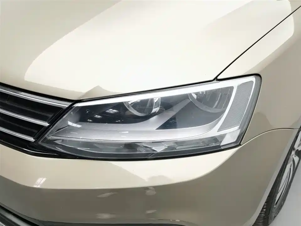 Volkswagen Sagitar Volkswagen Sagitar