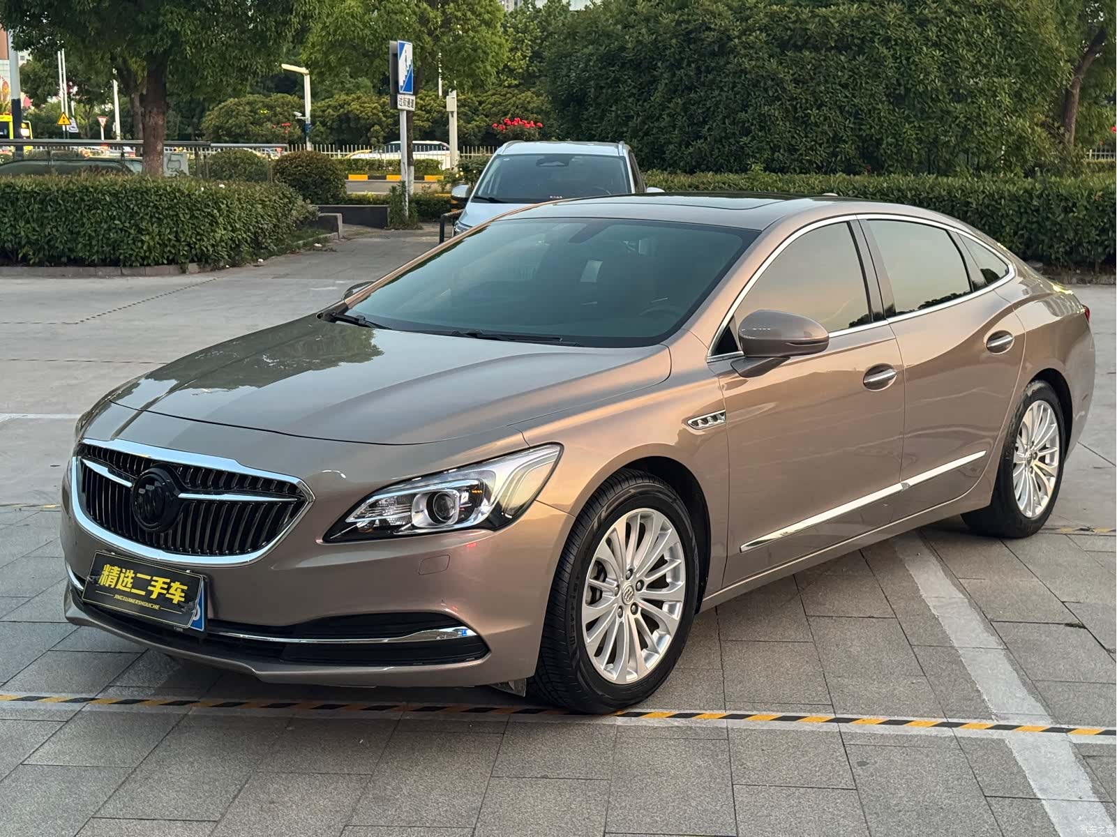 Buick LaCrosse, 2016 1