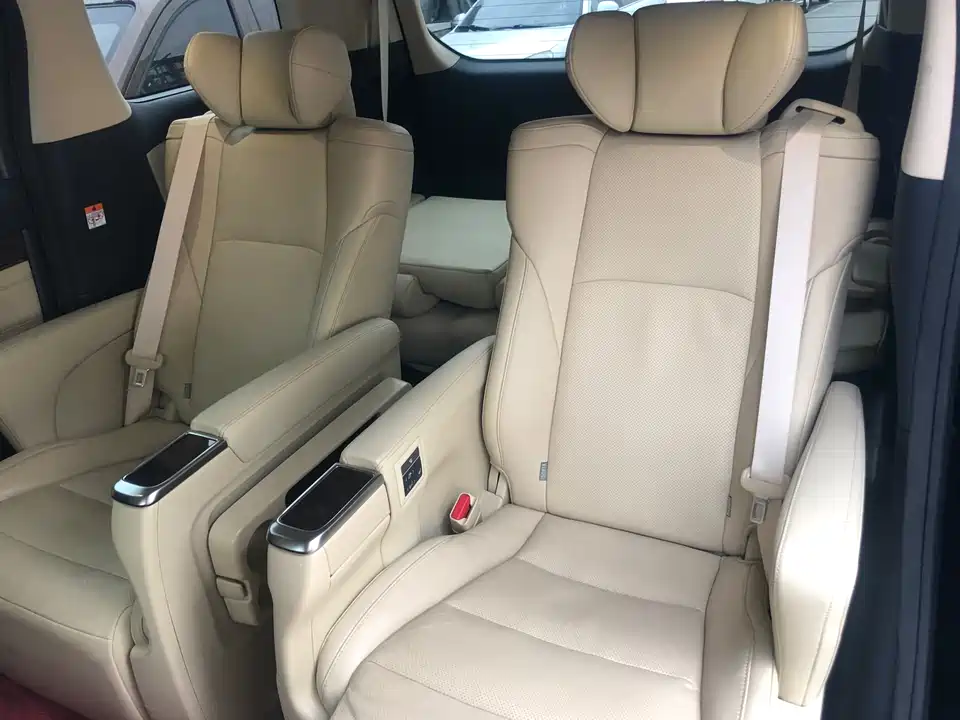 Toyota Elfa Toyota Elfa