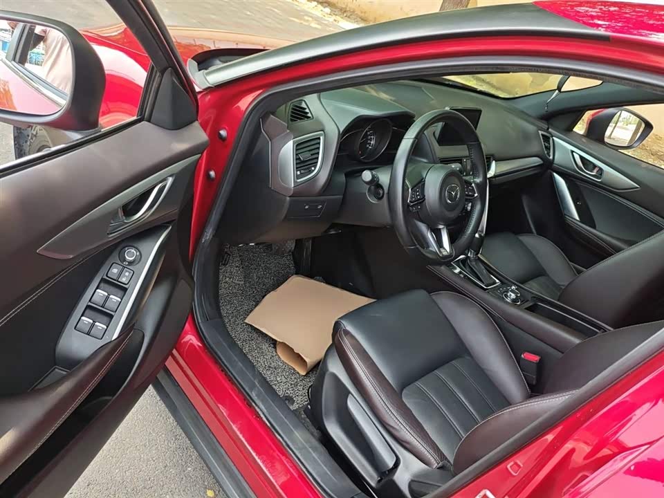 Mazda CX-4