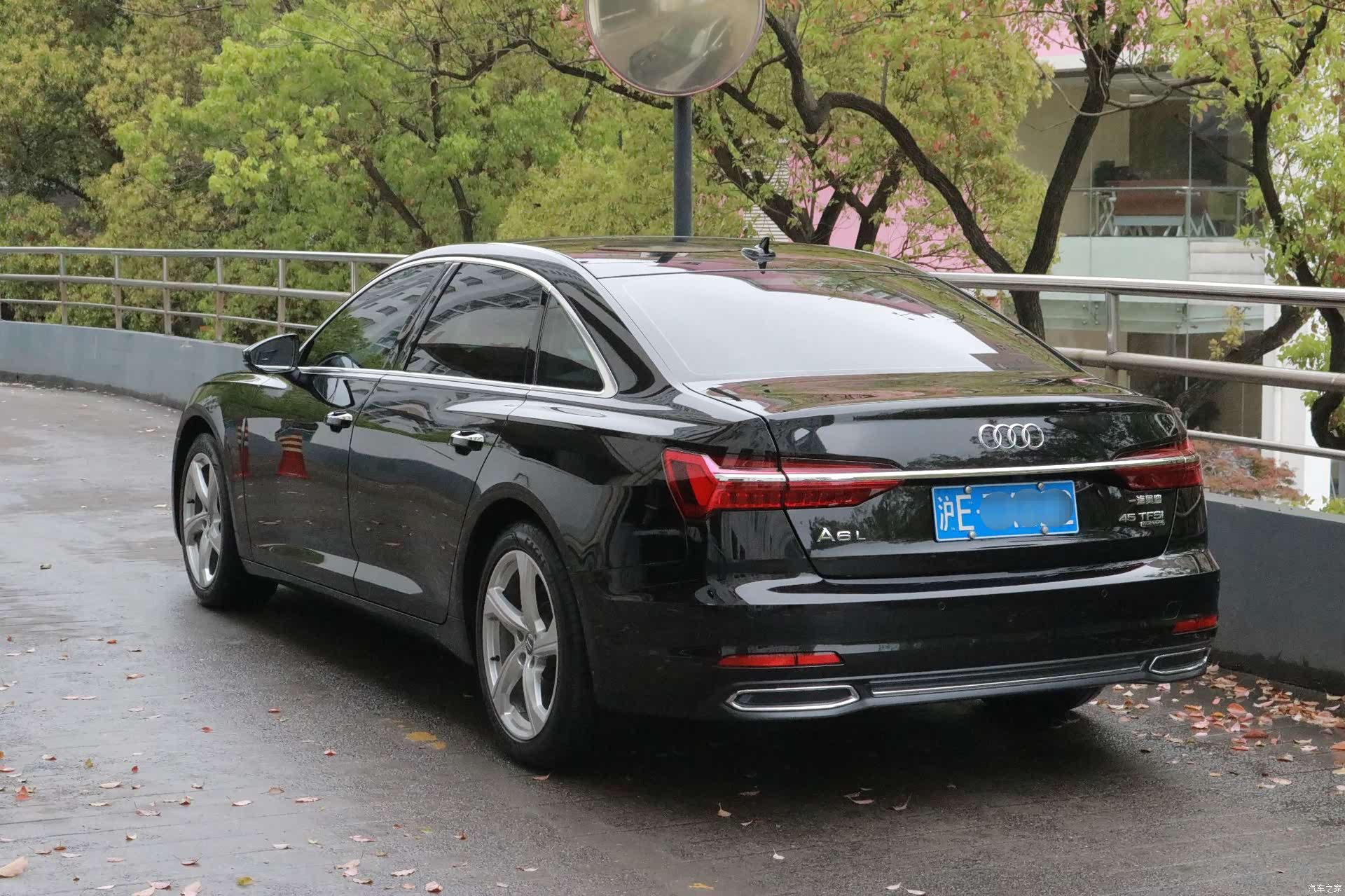 Audi A6L, 2021 3