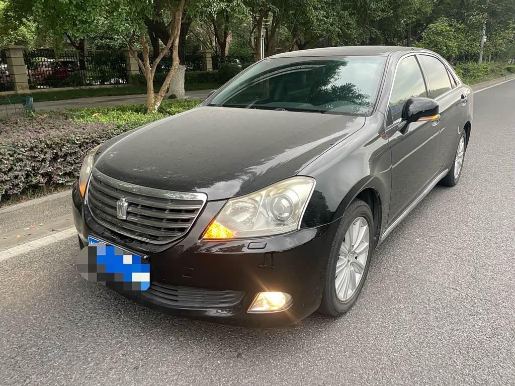 Toyota Crown 2010 2.5L Royal