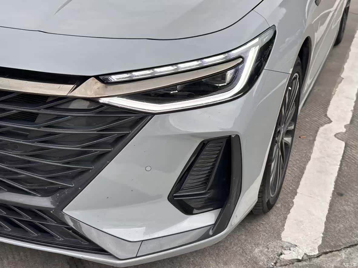 Chery Arrizo 8, 2023 4