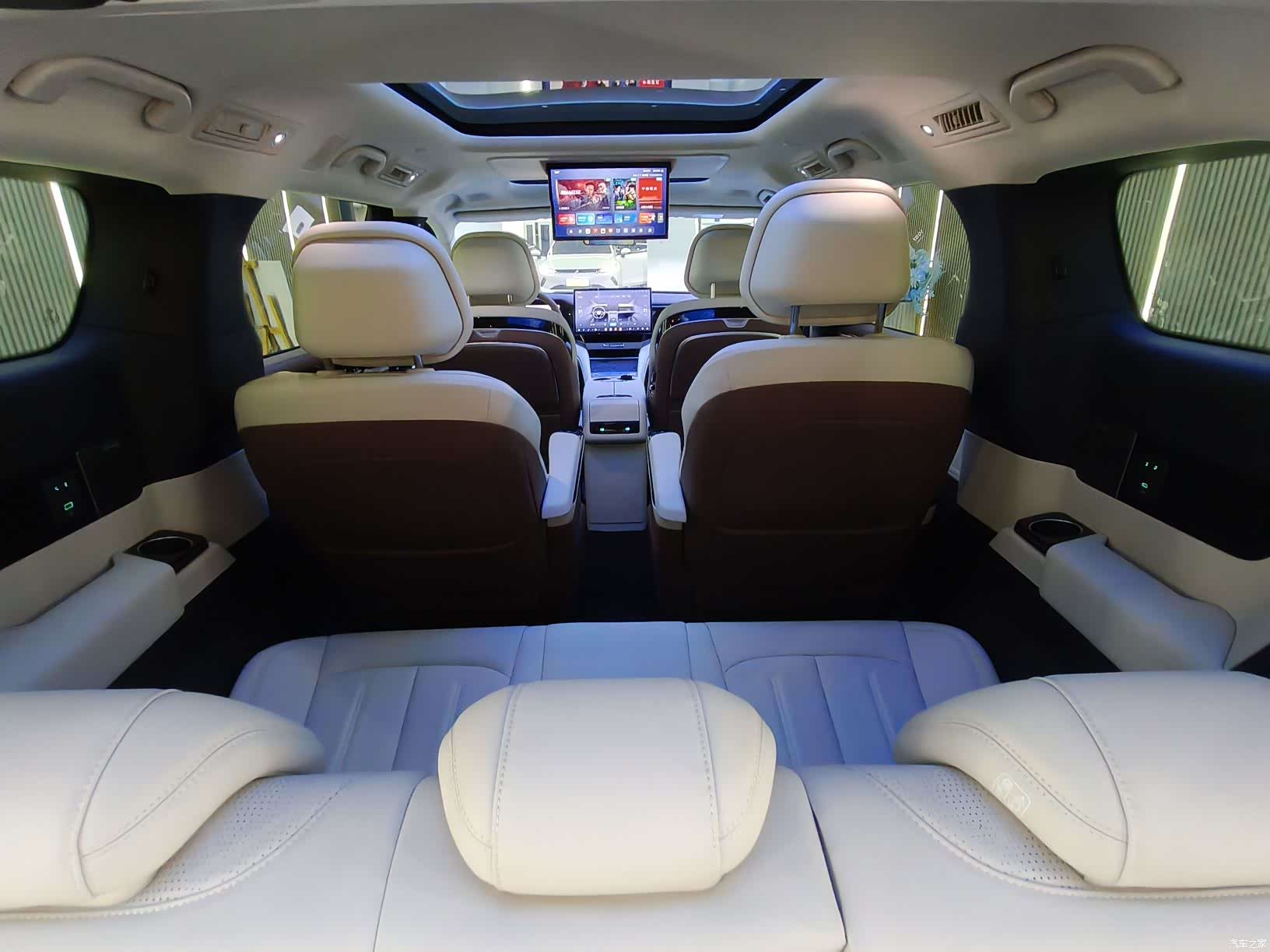 BYD Xia, 2025 16