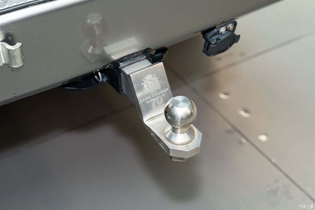 Toyota Land Cruiser, 2017 17