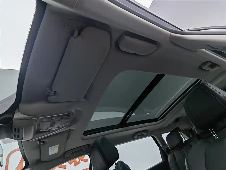 Peugeot 5008 Peugeot 5008